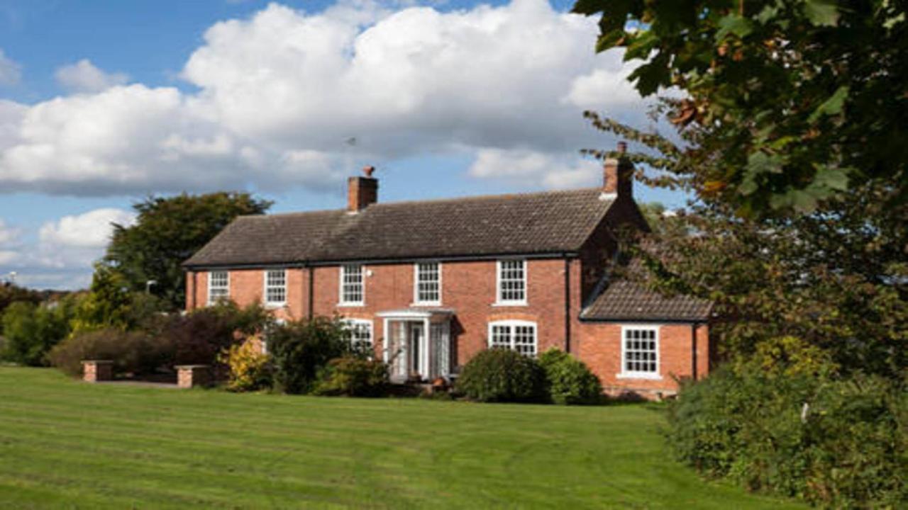워크솝 Clumber Lane End Farm B&B 외부 사진