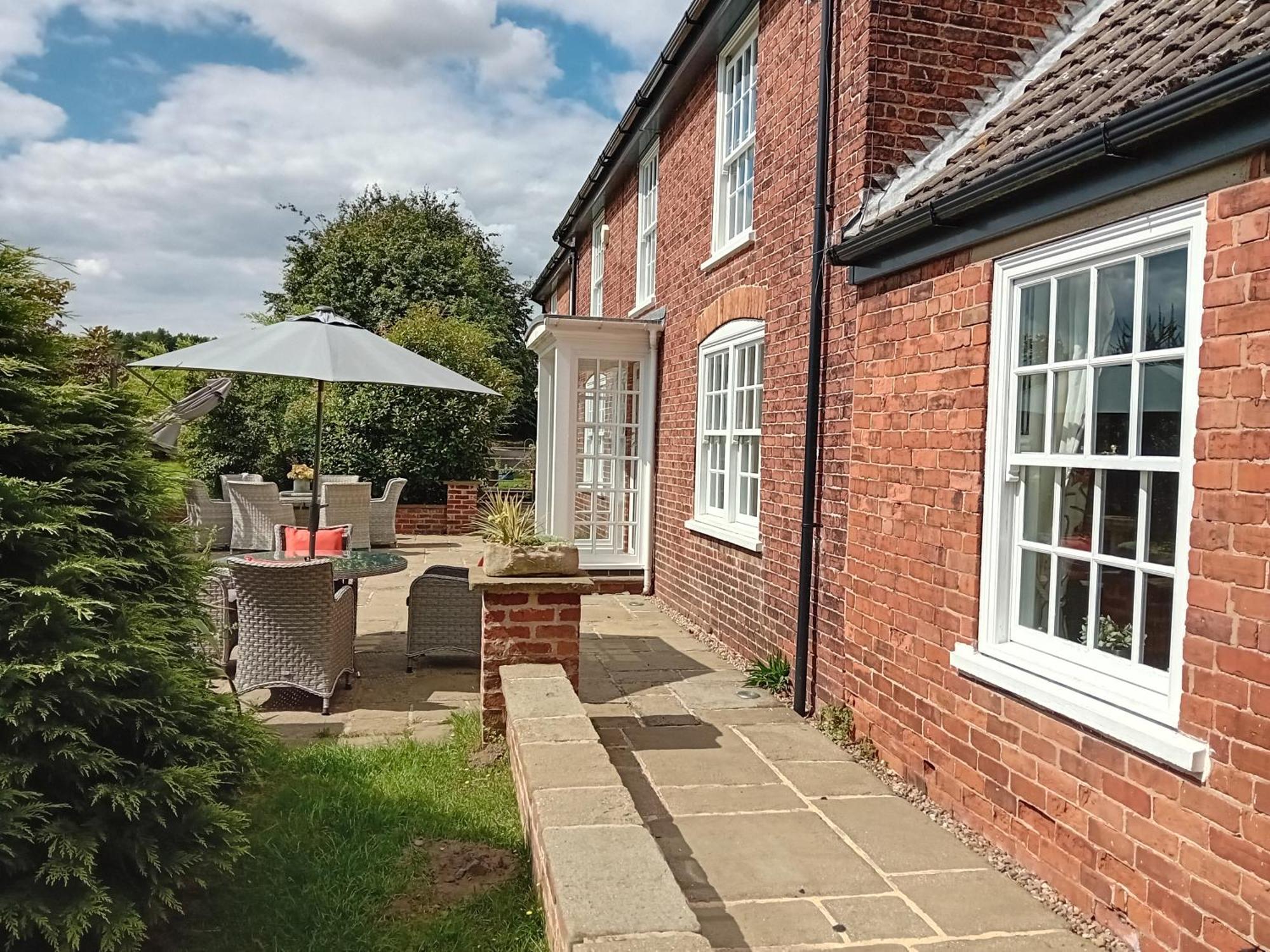 워크솝 Clumber Lane End Farm B&B 외부 사진